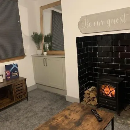 Lazenby Workstays Uk Video Tour Available * Wilton (North Yorkshire)