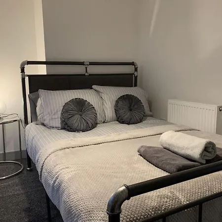 Apartment Lazenby Workstays Uk Video Tour Available Wilton (North Yorkshire)